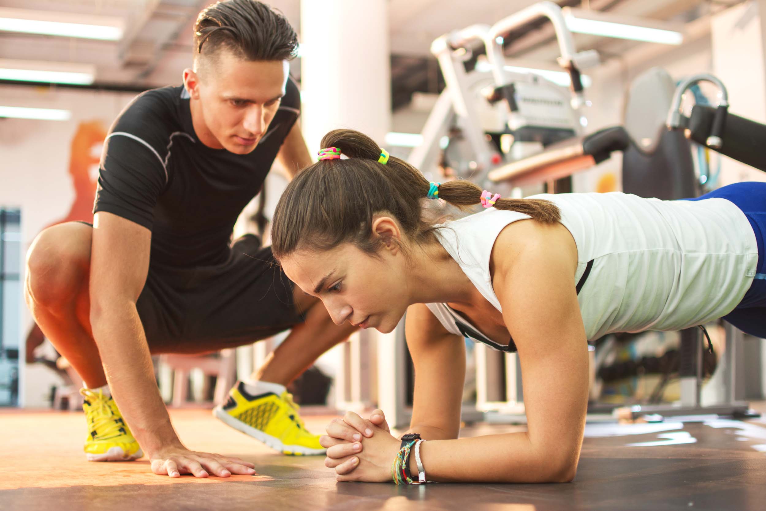 Personal Training vs. Group Classes: Finding Your Fitness Fit